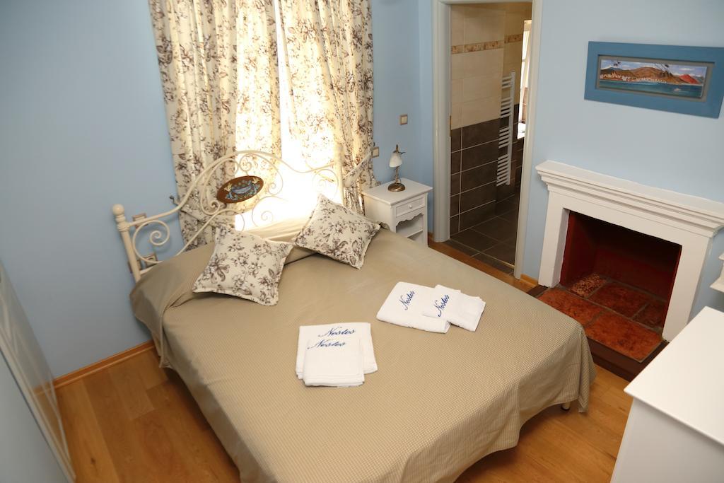 Nostos Hotel Galaxídhion Стая снимка